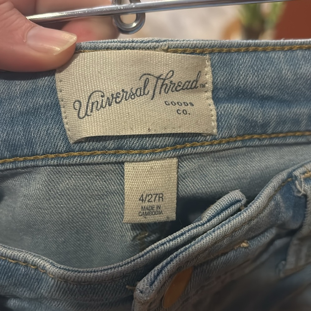 Universal Thread High Rise Skinny Jeans - Picture 3 of 4